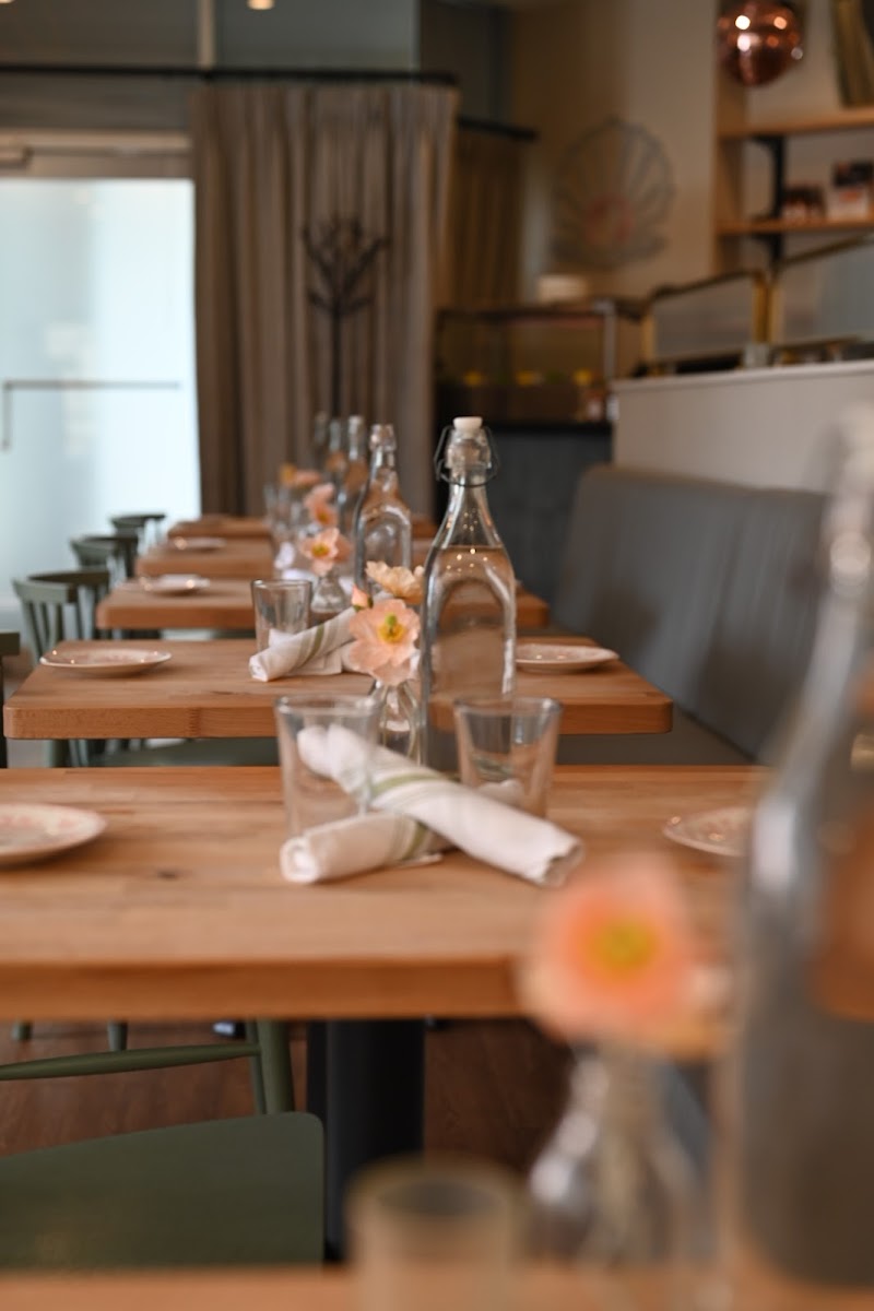 Dotty's Kitchen & Raw Bar