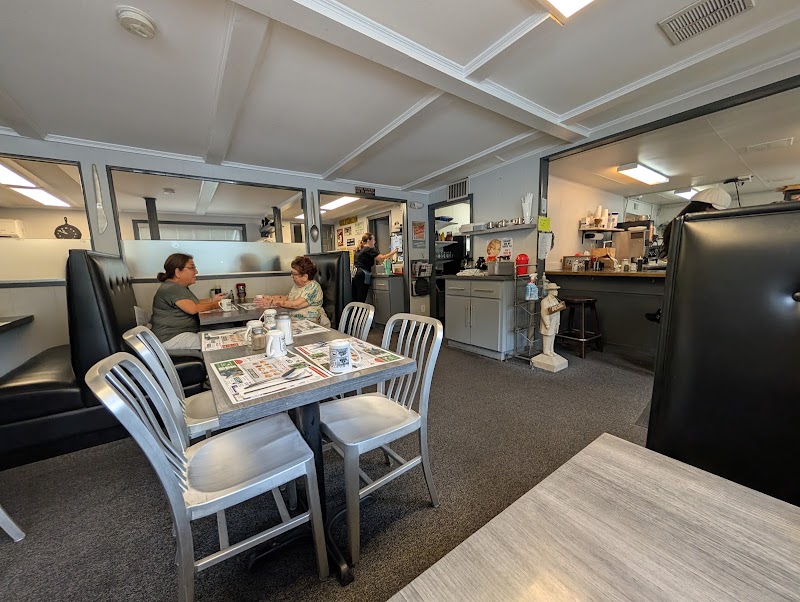 Easter's Country Kitchen