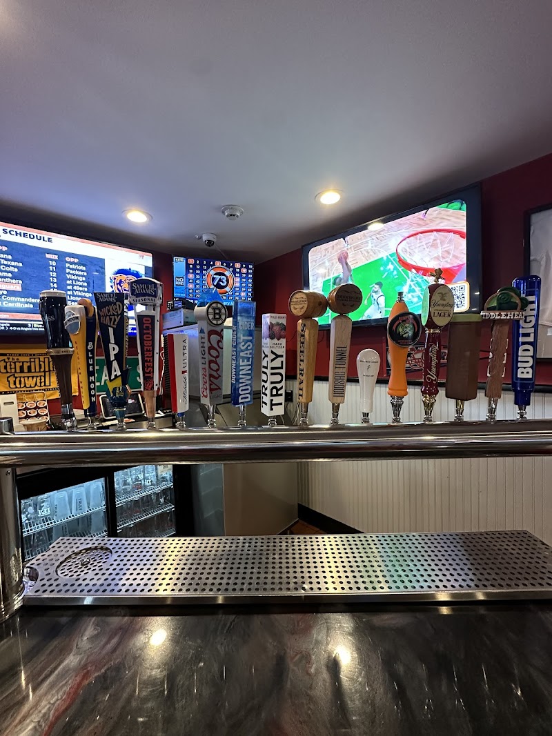 Hudpucker's Pub & Grill